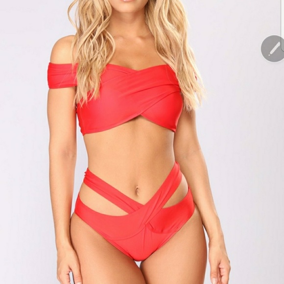 Fashion Nova Other - Off the shoulder bikini